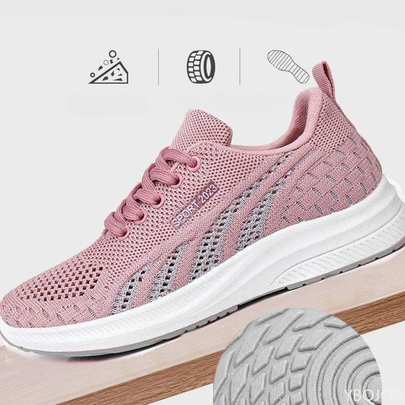 Breathable Mesh Athletic Shoes - أحذية نسائية رياضية كبيرة الحجم للربيع