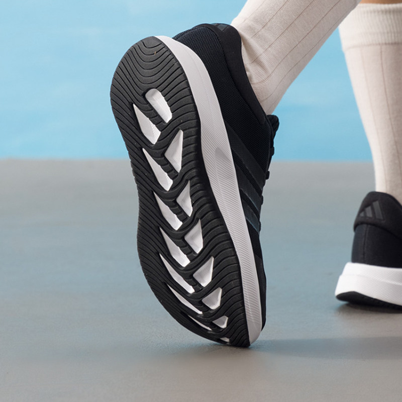 Shock Absorbing Gym Trainers - حذاء أديداس JQ6404 الجديد للنساء للجري