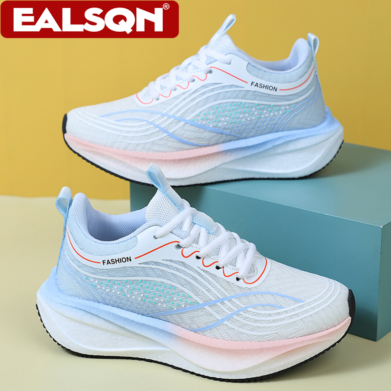 Breathable Mesh Athletic Shoes - أحذية رياضية بيضاء خفيفة الوزن وقابلة