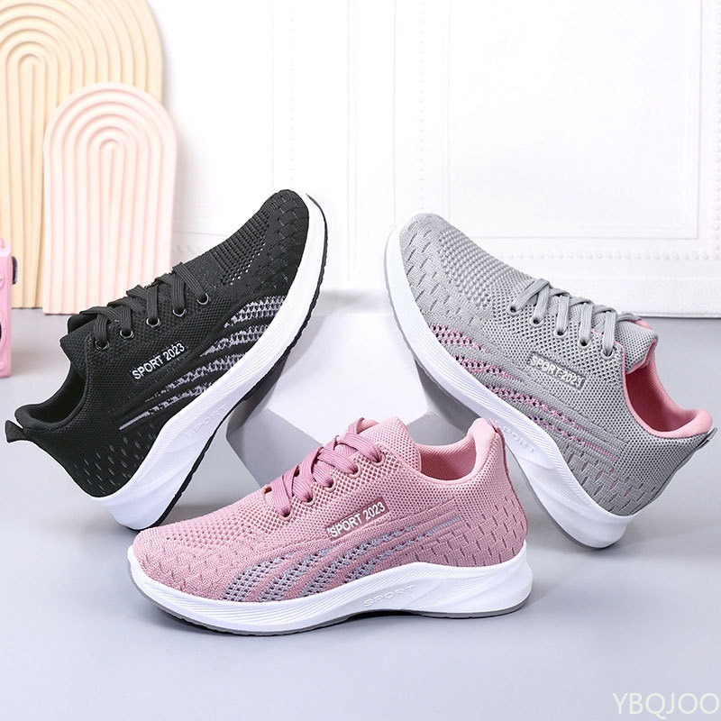 أحذية نسائية رياضية كبيرة الحج - مراجعة Breathable Mesh Athletic Shoes وسعره