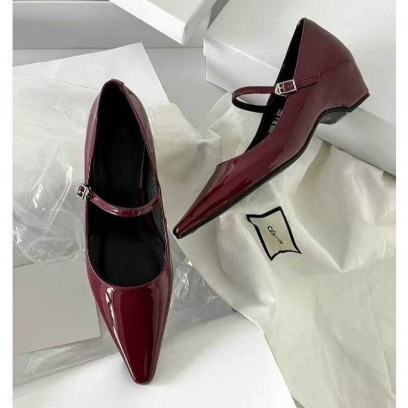 أحذية نسائية أنيقة جديدة لعام  - مراجعة Sandals وسعره