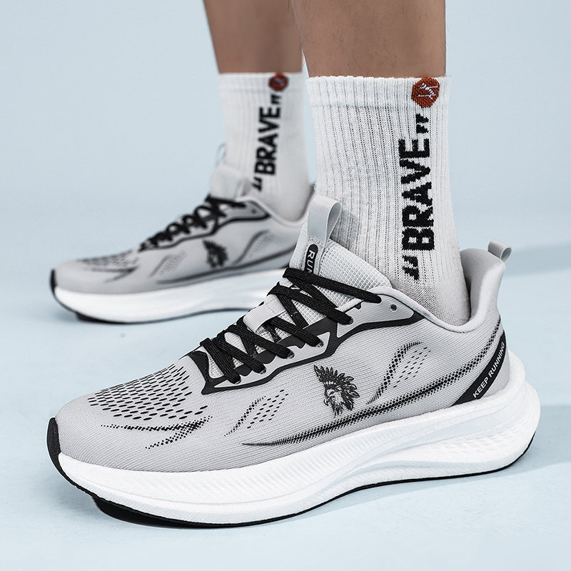 أحذية رياضية خفيفة الوزن للرجا - مراجعة Lightweight Road Running Shoes وسعره