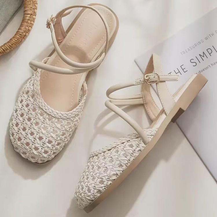 صنادل نسائية على الطراز الفرنس - مراجعة Sandals وسعره