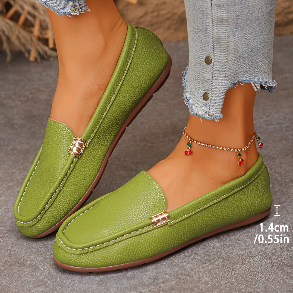 أحذية نسائية مسطحة جديدة لعام  - مراجعة Sneakers وسعره