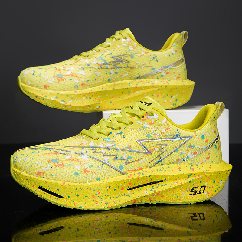 أحذية سباق الماراثون مع لوح أل - مراجعة Carbon Plate Marathon Racing Shoes وسعره