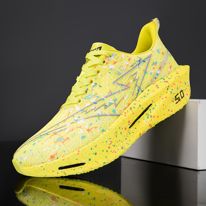 أحذية سباق الماراثون مع لوح أل - مراجعة Carbon Plate Marathon Racing Shoes وسعره