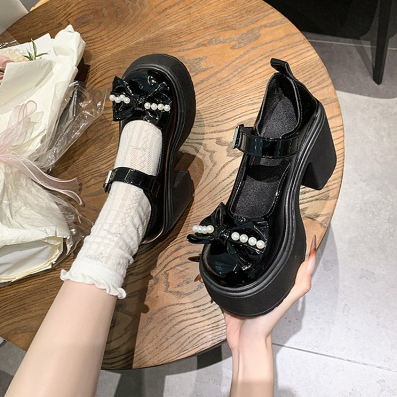 أحذية لوليتا 2026 سوداء بكعب ع - مراجعة Women'S Shoes وسعره