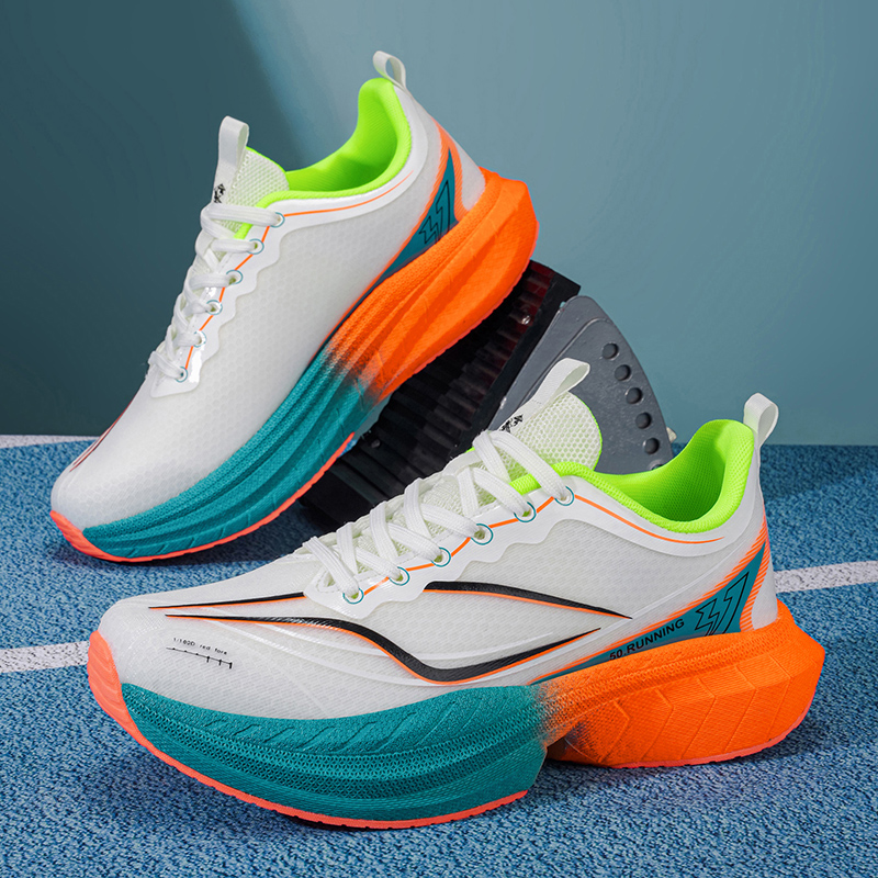 أحذية رجالية مبطنة للمشي والجر - مراجعة Lightweight Road Running Shoes وسعره