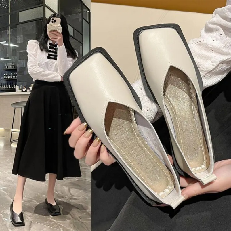 أحذية نسائية رومانية بكعب منخف - مراجعة Sneakers وسعره