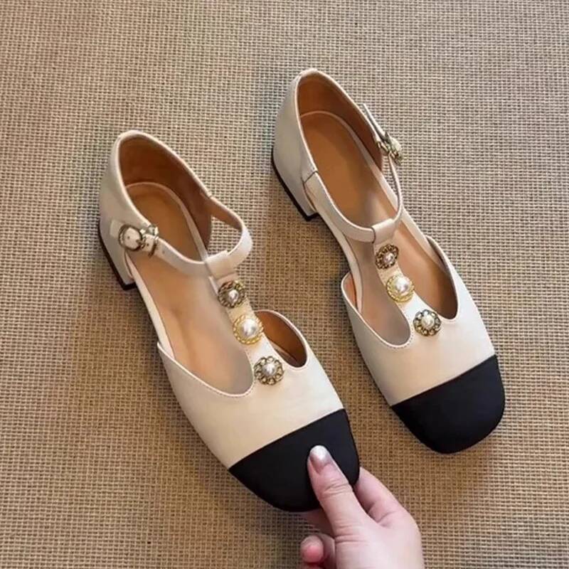 النساء ساحة تو الكعب الصنادل أ - مراجعة Sandals وسعره