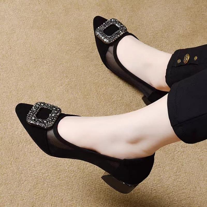 أحذية نسائية أنيقة بكعب مربع و - مراجعة Women'S Shoes وسعره